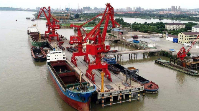 德令哈概述露天料场港口封闭问题的实行方法